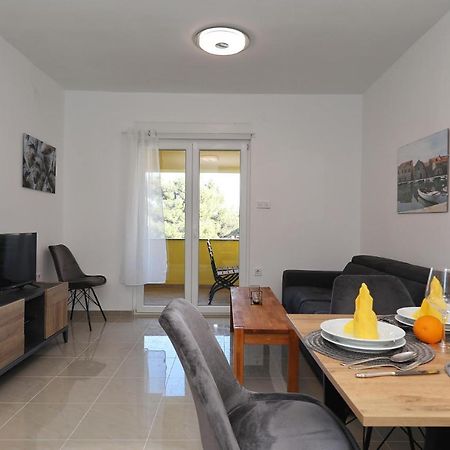 Apartments Oliva 브르시 외부 사진