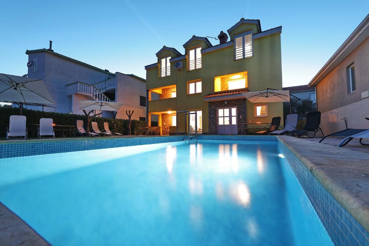 Apartments Oliva 브르시 외부 사진