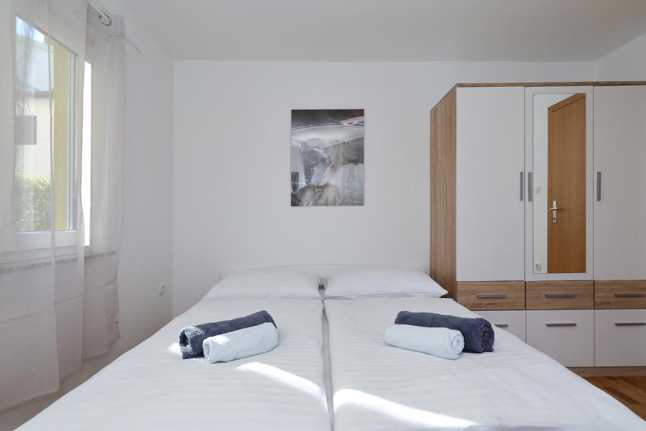 Apartments Oliva 브르시 외부 사진