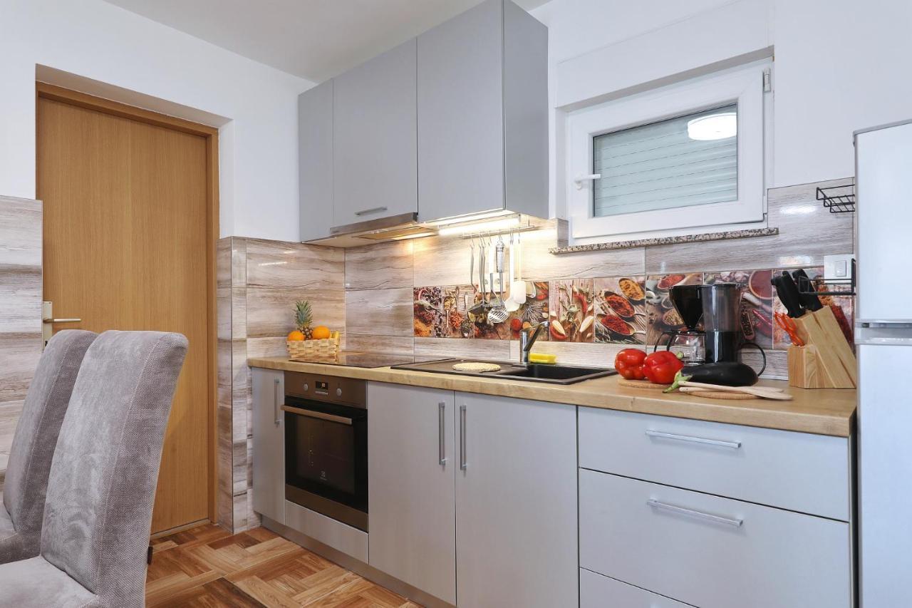 Apartments Oliva 브르시 외부 사진